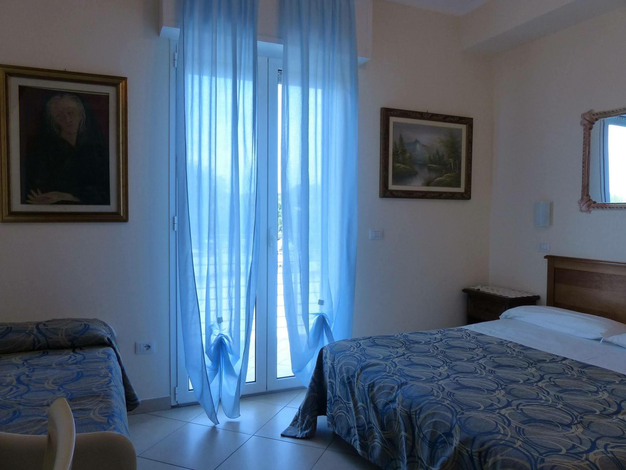 Hotel Franca Milano Marittima Eksteriør bilde